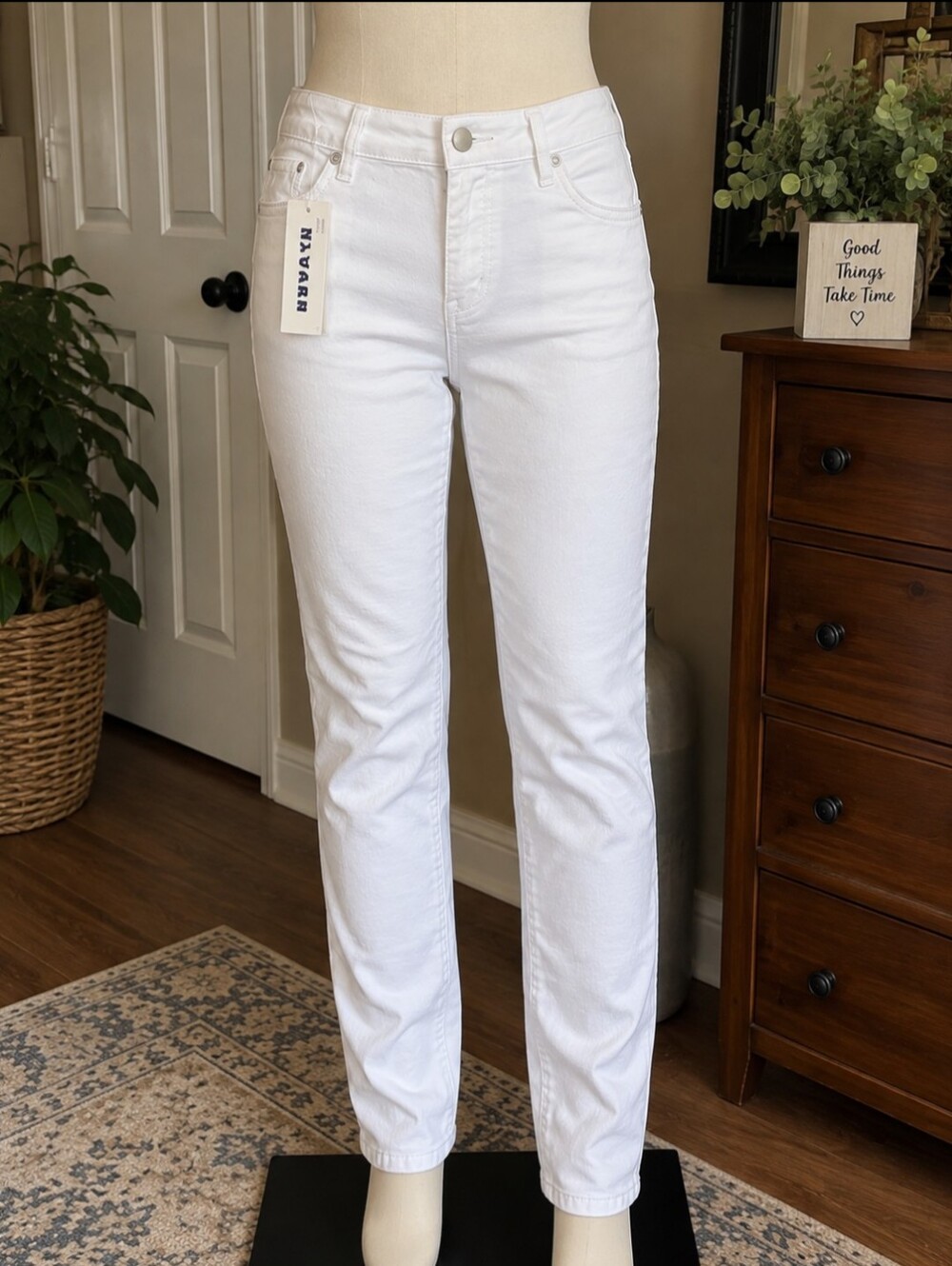Nygard Women's White Skinny Jeans Sz 14